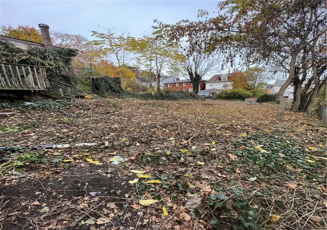 Photo 14 of Single family home for sale at 1204 Sutherland St, Pittsburgh, PA 15204 | MLS# 1730531 | Listing updated on 2026-09-23