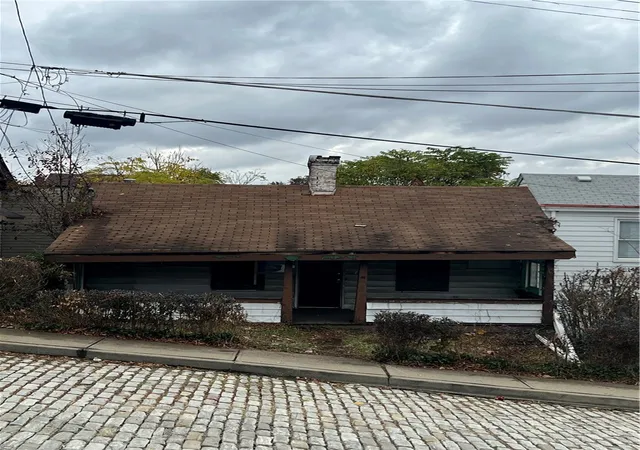 Photo 1 of Single family home for sale at 1204 Sutherland St, Pittsburgh, PA 15204 | MLS# 1730531 | Listing updated on 2026-09-23