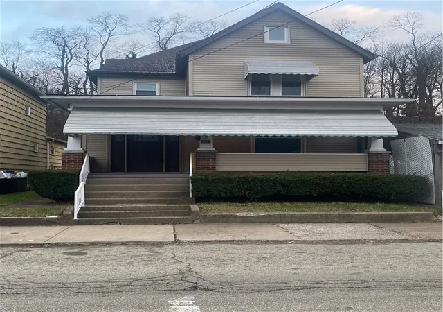 Photo 1 of Single family home for sale at 311 S 3rd Avenue, Elizabeth Twp/boro, PA 15037 | MLS# 1732090 | Listing updated on 2026-08-23