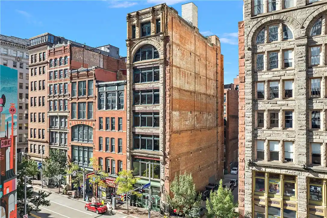 Listing Photo 1 - Condo for sale in 915 Liberty Ave located at 915 Liberty Ave, Pittsburgh, PA 15222 - Unit #601