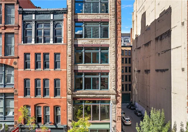 Photo 3 of Condo for sale at 915 Liberty Ave #601, Pittsburgh, PA 15222 | MLS# 1733678 | Listing updated on 2026-08-30
