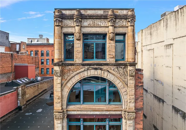 Photo 3 of Condo for sale at 915 Liberty Ave #701, Pittsburgh, PA 15222 | MLS# 1733721 | Listing updated on 2026-08-30