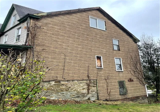 Photo 2 of Single family home for sale at 219 W 9th Avenue, West Homestead, PA 15120 | MLS# 1734981 | Listing updated on 2026-08-18
