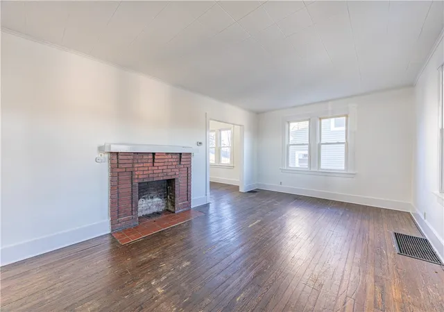 Photo 3 of Single family home for sale at 953 7th Street Ext, New Kensington, PA 15068 | MLS# 1735400 | Listing updated on 2026-08-24