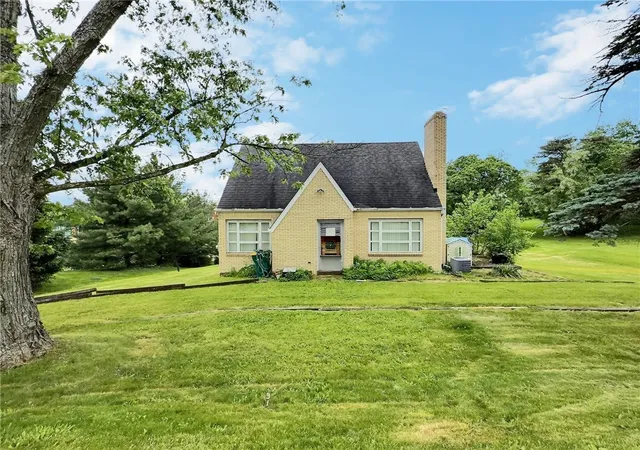 Photo 1 of Single family home for sale at 2573 Nicholson Rd, Sewickley, PA 15143 | MLS# 1738680 | Listing updated on 2026-08-19