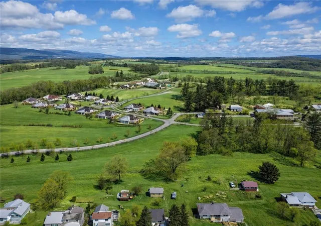 Photo 2 of Single family home for sale at 9 3rd Street, Ligonier Twp, PA 15658 | MLS# 1738780 | Listing updated on 2026-08-24
