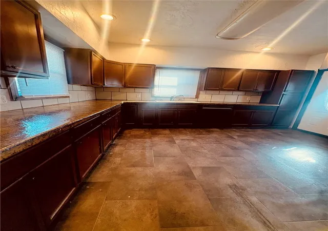 Photo 4 of Single family home for sale at 602 4th Street, Braddock, PA 15104 | MLS# 1739027 | Listing updated on 2026-08-22