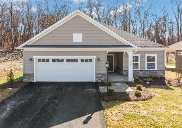 Photo 1 of Single family home for sale at 208 Walton Cir, Aliquippa, PA 15001 | MLS# 1739825 | Listing updated on 2026-10-05