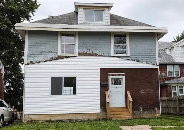Photo 1 of Single family home for sale at 627 Kimball Ave, New Kensington, PA 15068 | MLS# 1740771 | Listing updated on 2026-08-22