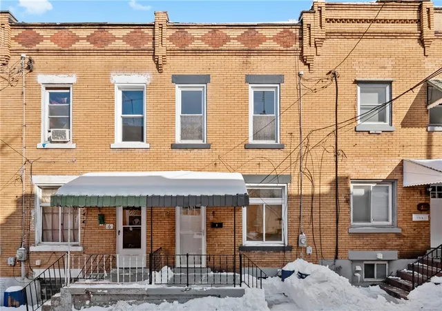 Photo 1 of Single family home for sale at 8 Edith Pl, Pittsburgh, PA 15213 | MLS# 1740655 | Listing updated on 2026-08-26