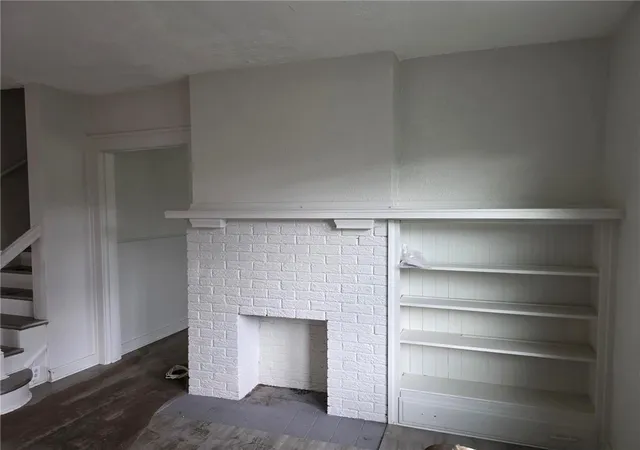 Photo 4 of Single family home for sale at 1210 Woodland Ave, Marshall Shadeland, PA 15212 | MLS# 1741499 | Listing updated on 2026-08-21