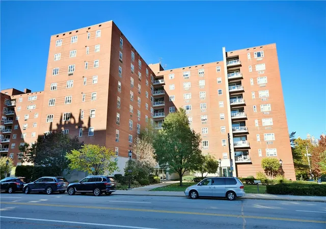 Photo 2 of Condo for sale at 4625 5th #201, Oakland, PA 15213 | MLS# 1741482 | Listing updated on 2026-08-24