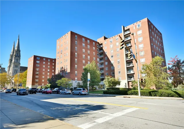 Photo 3 of House for sale at 4625 5th #201, Oakland, PA 15213 | MLS# 1741482 | Listing updated on 2026-08-24