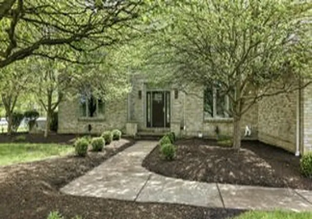 Photo 4 of Single family home for sale at 4506 Whippoorwill Dr, Hermitage, PA 16148 | MLS# 1741633 | Listing updated on 2026-08-22