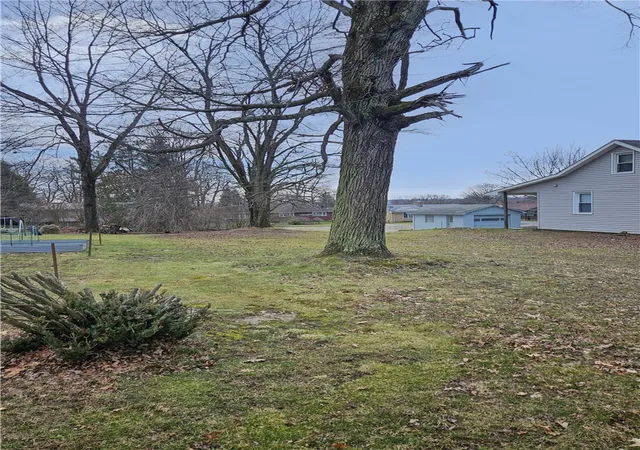 Photo 4 of Land for sale at 132 E Northview Ave, New Castle, PA 16105 | MLS# 1742466 | Listing updated on 2026-08-31