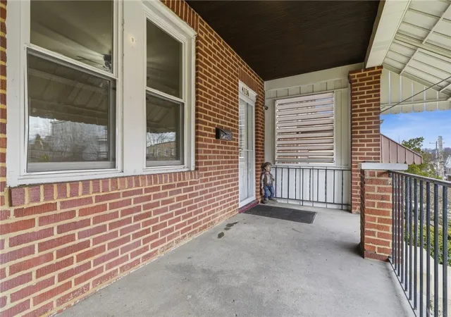 Photo 2 of Single family home for sale at 4136 Winterburn Ave, Greenfield, PA 15207 | MLS# 1742570 | Listing updated on 2026-08-19