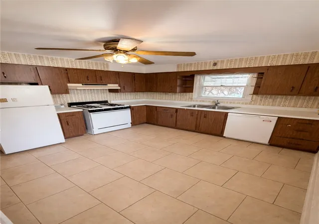Photo 4 of Single family home for sale at 1631 3rd Avenue, New Kensington, PA 15068 | MLS# 1742638 | Listing updated on 2026-08-18