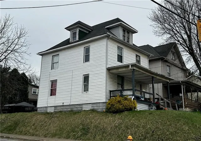 Photo 1 of Single family home for sale at 801 Butler Ave, New Castle, PA 16101 | MLS# 1742690 | Listing updated on 2026-08-12