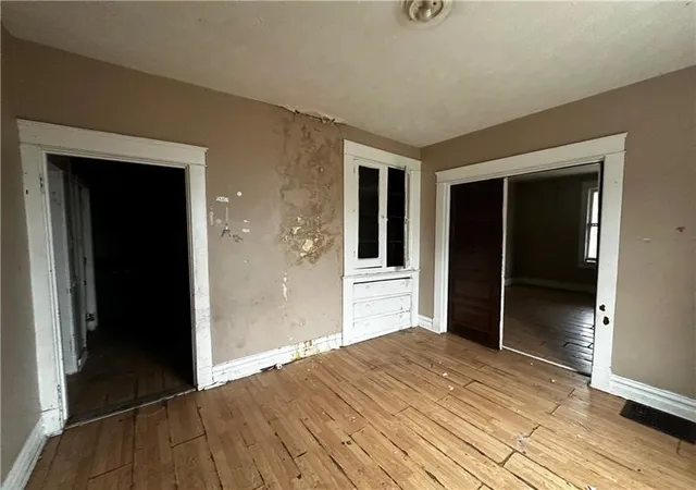 Photo 2 of Single family home for sale at 801 Butler Ave, New Castle, PA 16101 | MLS# 1742690 | Listing updated on 2026-08-12