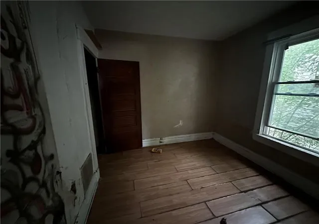 Photo 8 of Single family home for sale at 801 Butler Ave, New Castle, PA 16101 | MLS# 1742690 | Listing updated on 2026-08-12