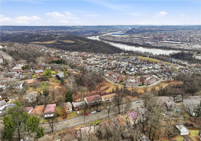 Photo 24 of Single family home for sale at 3147 Beechwood Blvd, Pittsburgh, PA 15217 | MLS# 1742770 | Listing updated on 2026-08-13