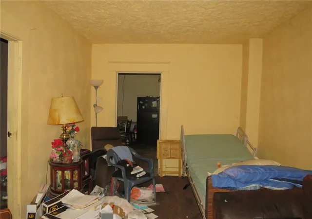 Photo 2 of Sale Pending at 146 Wilker Ave, Aliquippa, PA 15001 | MLS# 1742931 | Listing updated on 2026-09-30