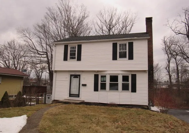 Single family home for sale at 609 Demuth St, Richland School District, PA 15904 | MLS# 1743185