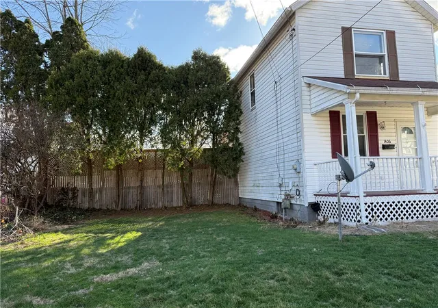 Photo 12 of Single family home for sale at 1406 Heinz Ave, Sharon, PA 16146 | MLS# 1743709 | Listing updated on 2026-10-01