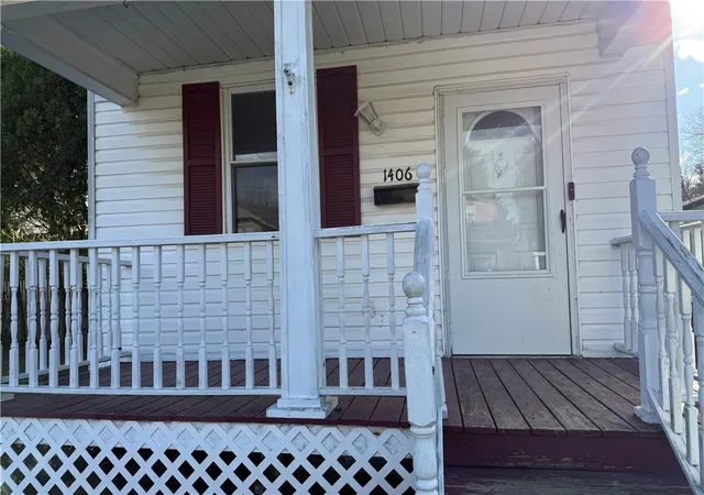 Photo 2 of Single family home for sale at 1406 Heinz Ave, Sharon, PA 16146 | MLS# 1743709 | Listing updated on 2026-10-01