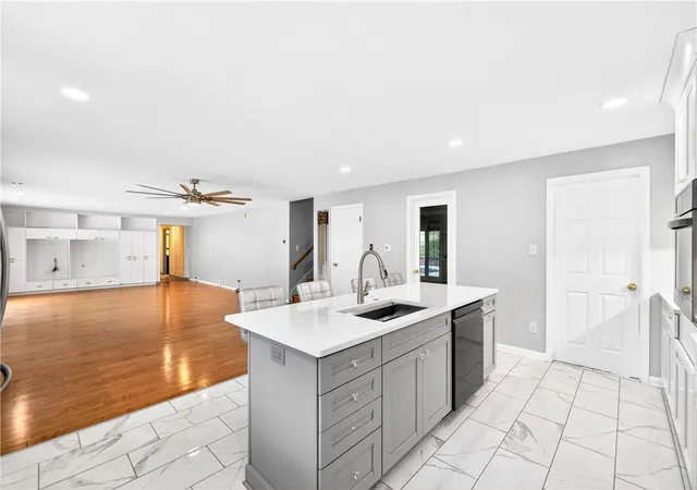 Photo 4 of Single family home for sale at 1443 Stoltz Rd, Bethel Park, PA 15102 | MLS# 1743698 | Listing updated on 2026-09-24