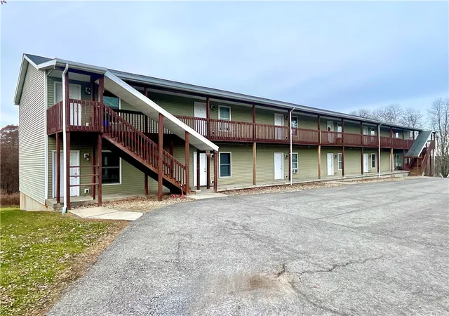 Photo 1 of Multi family home for sale at 321 Grv City Rd, Slippery Rock Boro, PA 16057 | MLS# 1743755 | Listing updated on 2026-08-25