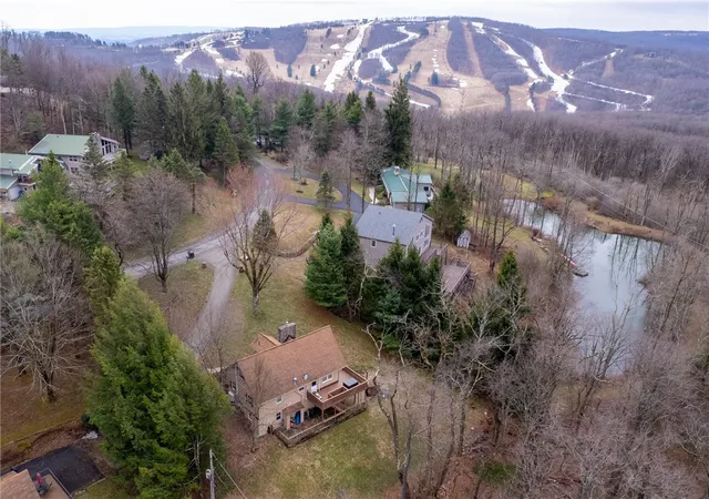 Photo 2 of Single family home for sale at 266 Alpine Hts Rd, Saltlick Twp, PA 15622 | MLS# 1743953 | Listing updated on 2026-08-29