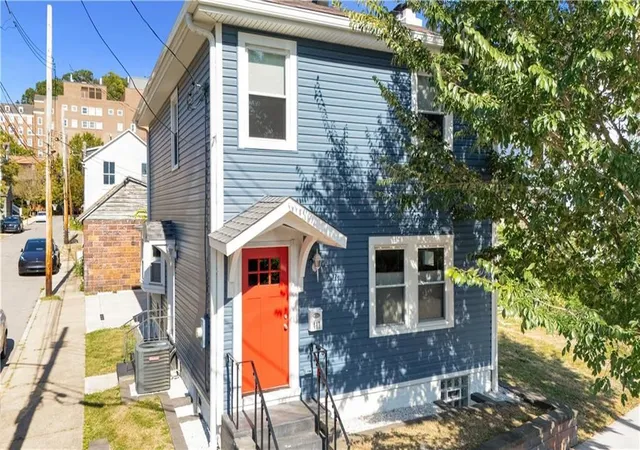 Photo 1 of Single family home for sale at 417 Centennial Ave, Sewickley, PA 15143 | MLS# 1744335 | Listing updated on 2026-10-04