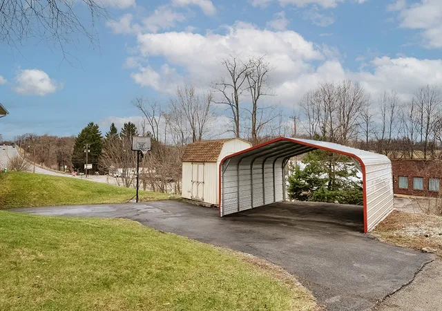 Photo 3 of Single family home for sale at 1 Westwood Dr, Hempfield Twp, PA 15644 | MLS# 1744363 | Listing updated on 2026-08-19