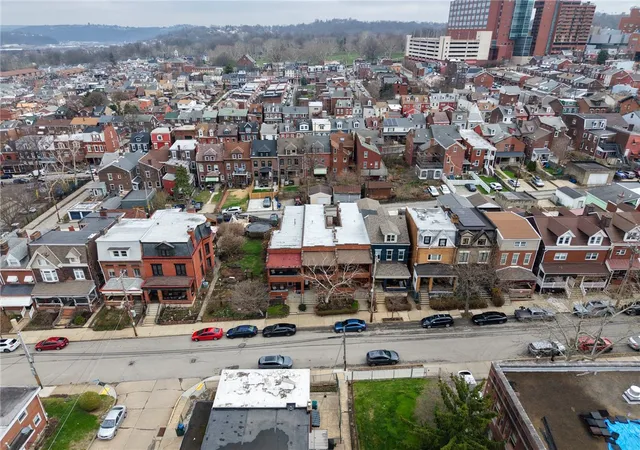 Listing Photo 2 - Condo for sale in building located at 311 Fisk St, Pittsburgh, PA 15201 - Unit #
