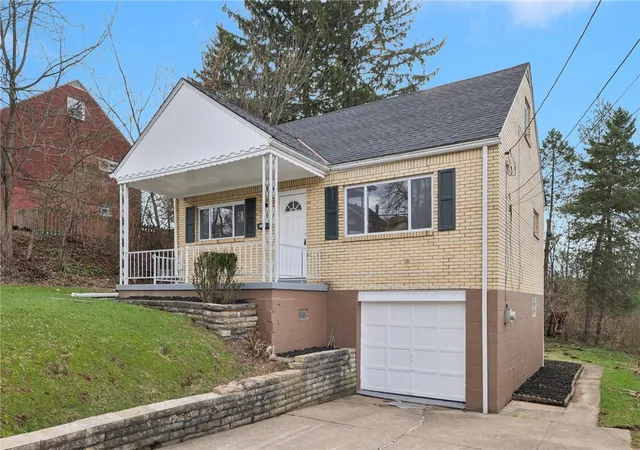 Photo 2 of Single family home for sale at 123 Penn View Dr, Monroeville, PA 15146 | MLS# 1744948 | Listing updated on 2026-08-20