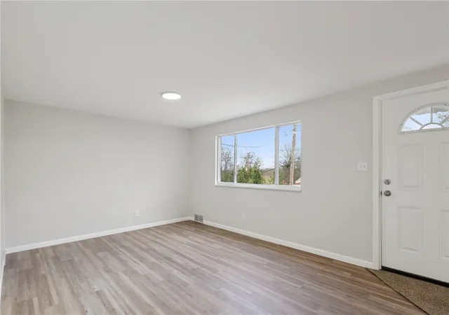 Photo 3 of Single family home for sale at 123 Penn View Dr, Monroeville, PA 15146 | MLS# 1744948 | Listing updated on 2026-08-20