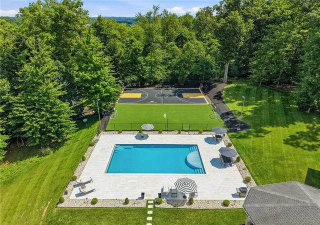 Photo 4 of Single family home for sale at 103 Silver Pines Dr, Pine Twp, PA 15044 | MLS# 1745415 | Listing updated on 2026-08-17