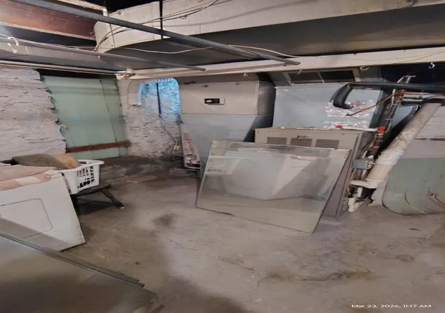 Listing Photo 2 - Condo for sale in building located at 3215 Juliet St, Pittsburgh, PA 15213 - Unit #
