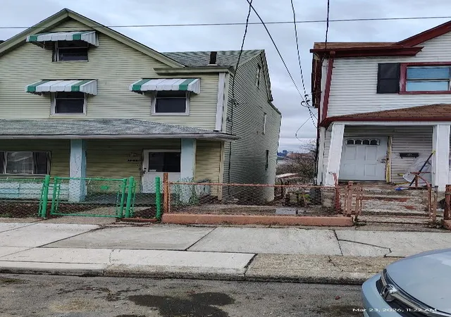 Listing Photo 4 - Condo for sale in building located at 3215 Juliet St, Pittsburgh, PA 15213