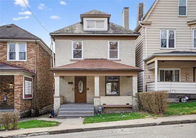 Photo 1 of Single family home for sale at 121 Clairtonica St, Pittsburgh, PA 15205 | MLS# 1745973 | Listing updated on 2026-08-18
