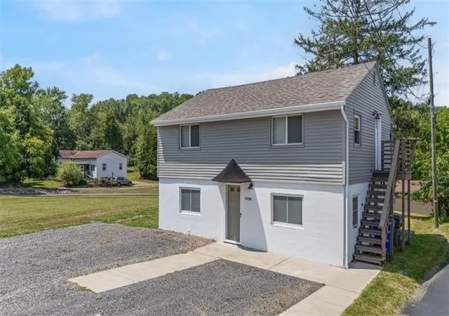 Photo 1 of Single family home for sale at 1122 Pittsburgh Rd, Middlesex Twp, PA 16059 | MLS# 1746687 | Listing updated on 2026-08-23