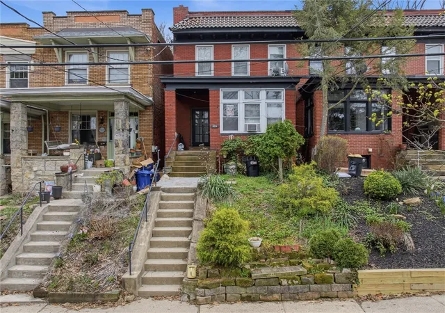 Photo 2 of Multi family home for sale at 629 Gettysburg St, Pittsburgh, PA 15206 | MLS# 1746774 | Listing updated on 2026-08-30