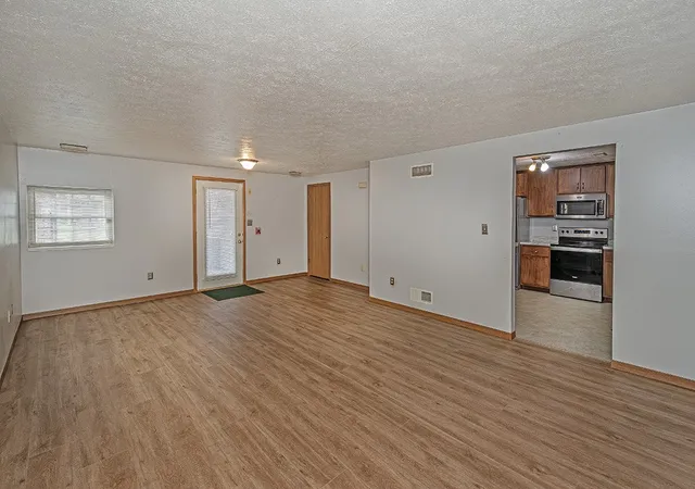 Listing Photo 4 - Condo for sale in building located at 2750 Iowa Dr, Lower Burrell, PA 15068 - Unit #14