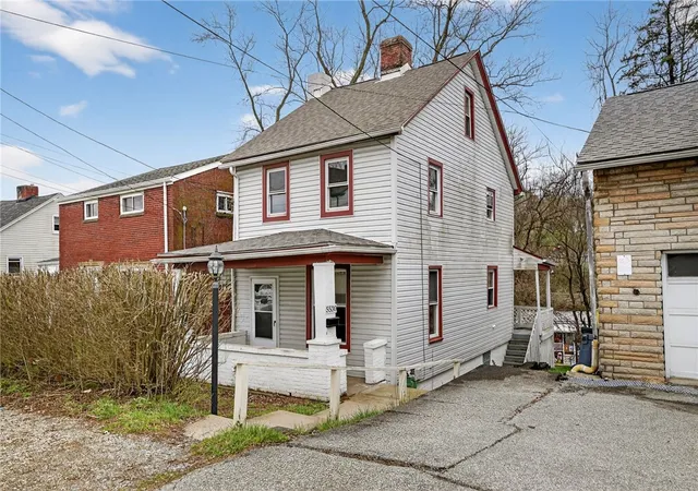 Photo 1 of Single family home for sale at 5530 Keefe St, Pittsburgh, PA 15207 | MLS# 1747135 | Listing updated on 2026-08-26