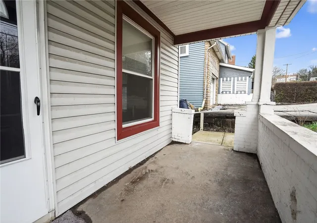 Photo 3 of Single family home for sale at 5530 Keefe St, Pittsburgh, PA 15207 | MLS# 1747135 | Listing updated on 2026-08-26