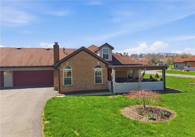 Photo 2 of Sale Pending at 80 Ashford Dr, Cranberry Township, PA 16066 | MLS# 1748087 | Listing updated on 2026-08-22