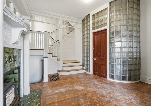 Photo 4 of House for sale at 3700 Brighton Rd, Brighton Heights, PA 15212 | MLS# 1748189 | Listing updated on 2026-08-19