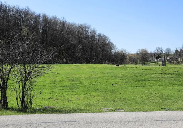 Photo 3 of Land for sale at 975 Weirich Ave, Canton Twp, PA 15301 | MLS# 1748084 | Listing updated on 2026-08-17