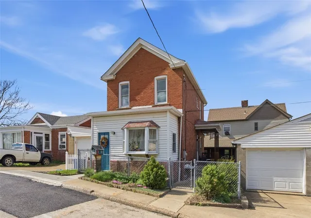 Photo 1 of Single family home for sale at 217 Ilion St, Greenfield, PA 15207 | MLS# 1748476 | Listing updated on 2026-08-20